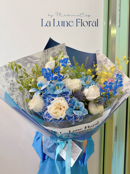 「The Starry Night」【Size L】 - Omakase(Florist Choice)Blue & White Theme