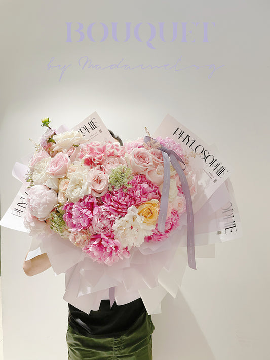 XXL Premium Bouquet - Florist Choice Pink/White Colour Tone