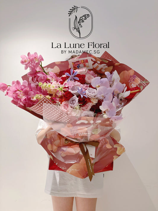 XXL Premium Bouquet - Florist Choice Red/Pink Colour Tone