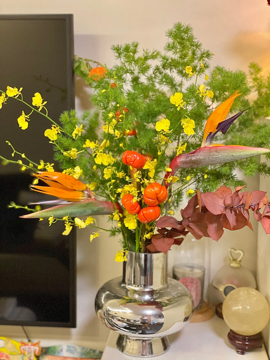 Omakase Flowers in Jar/Vase